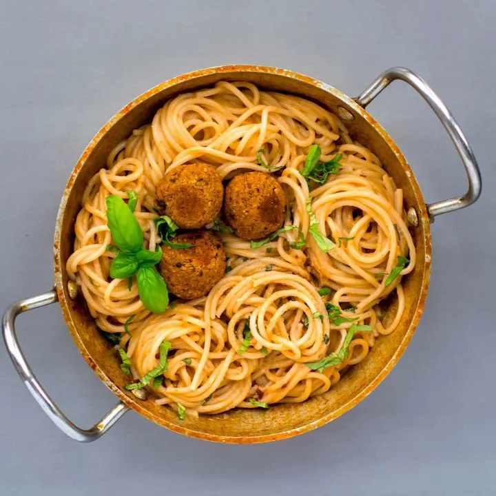 spaghetti sun dried tomato cream chickpea meatballs