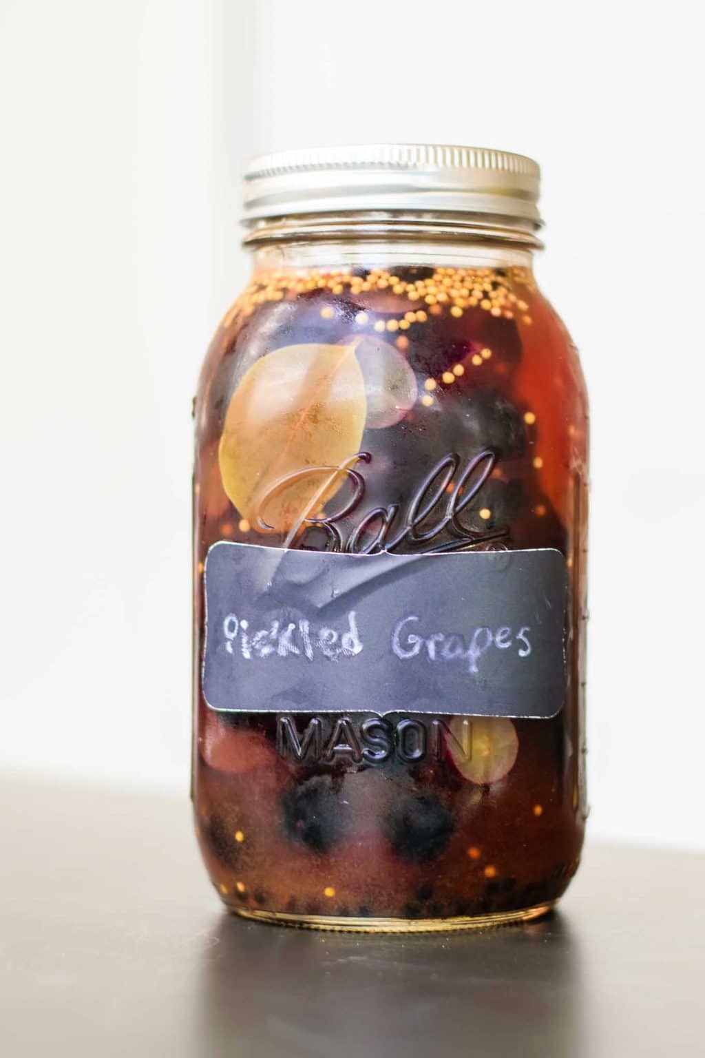 quick pickled grapes