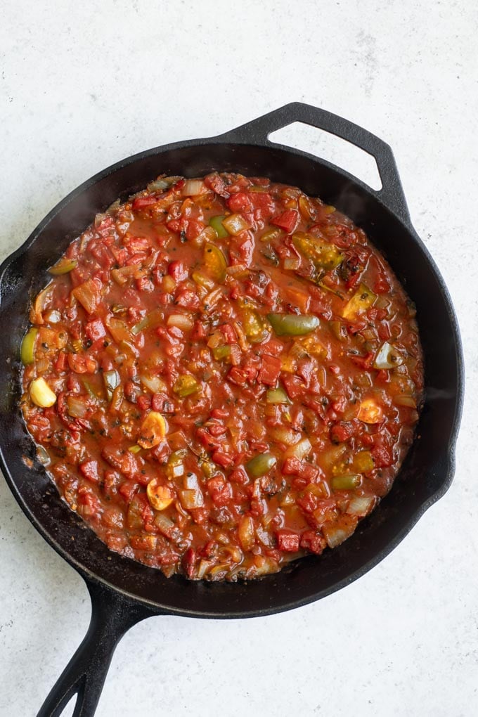 tinga sauce after cooking, before blending