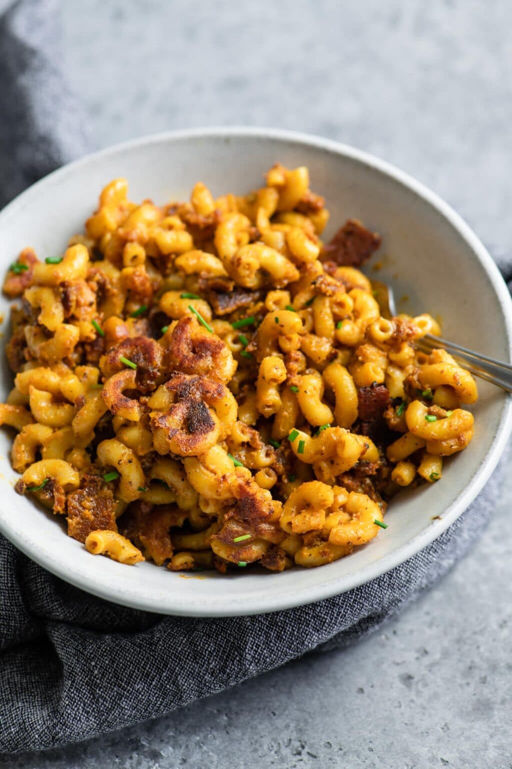 Vegan Bacon Mac and Cheese • The Curious Chickpea
