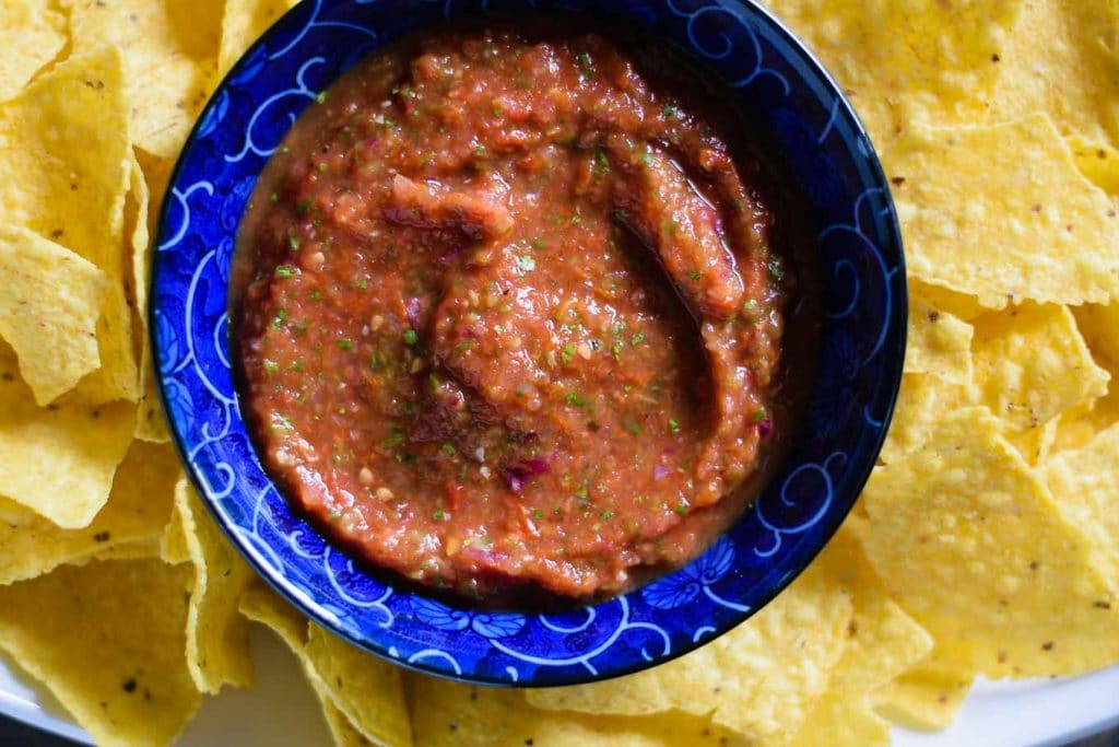 close up of spicy roasted tomato salsa