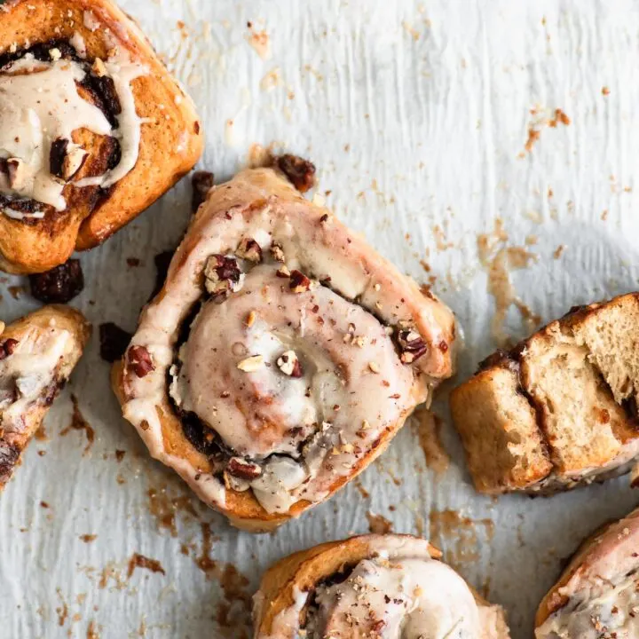 apple pecan cinnamon rolls arranged in a curve