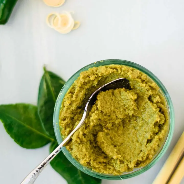 homemade thai green curry paste