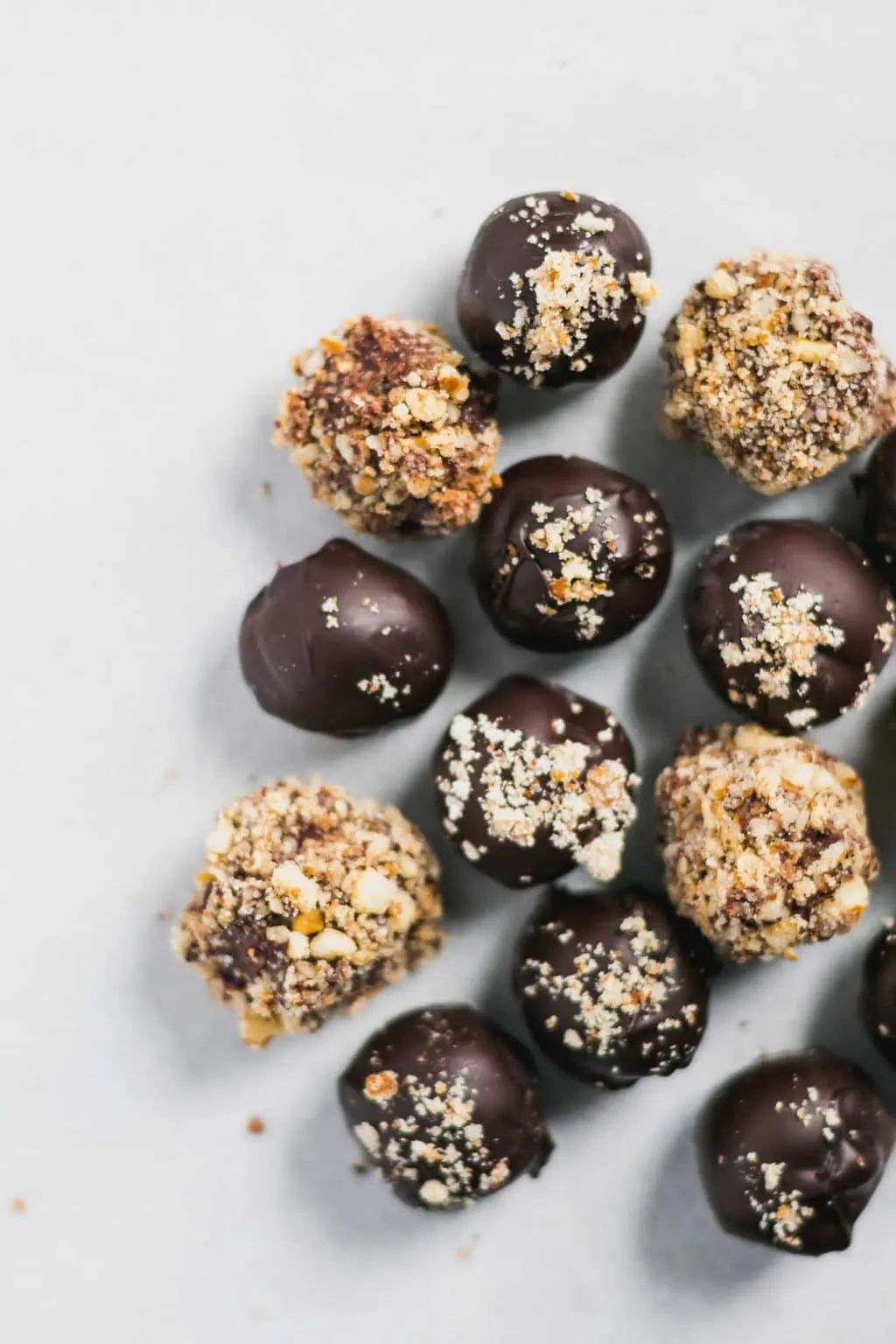 vegan chocolate hazelnut truffles