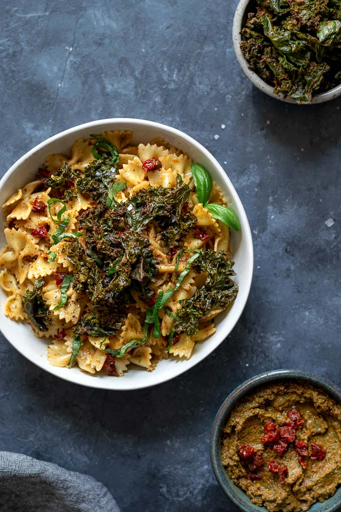 Sun dried tomato and kale pesto pasta with pesto crusted kale chips