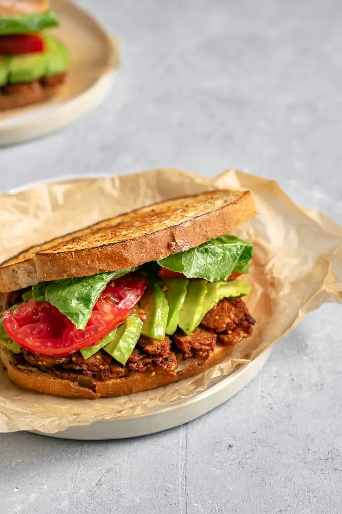 vegan tempeh BLT sandwiches with avocado