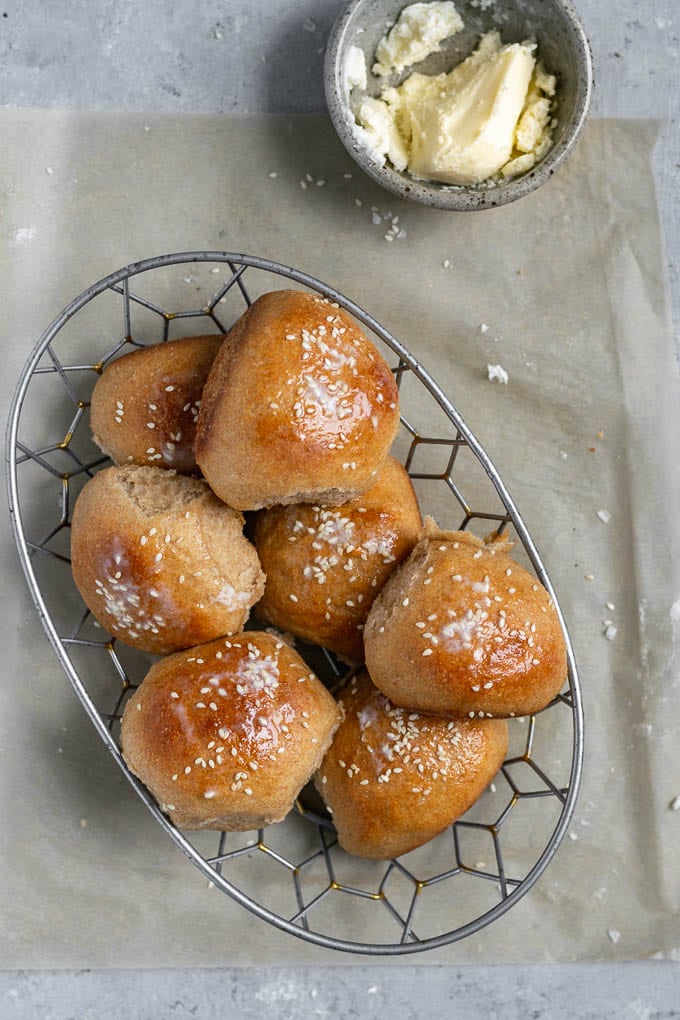 soft whole wheat dinner rolls