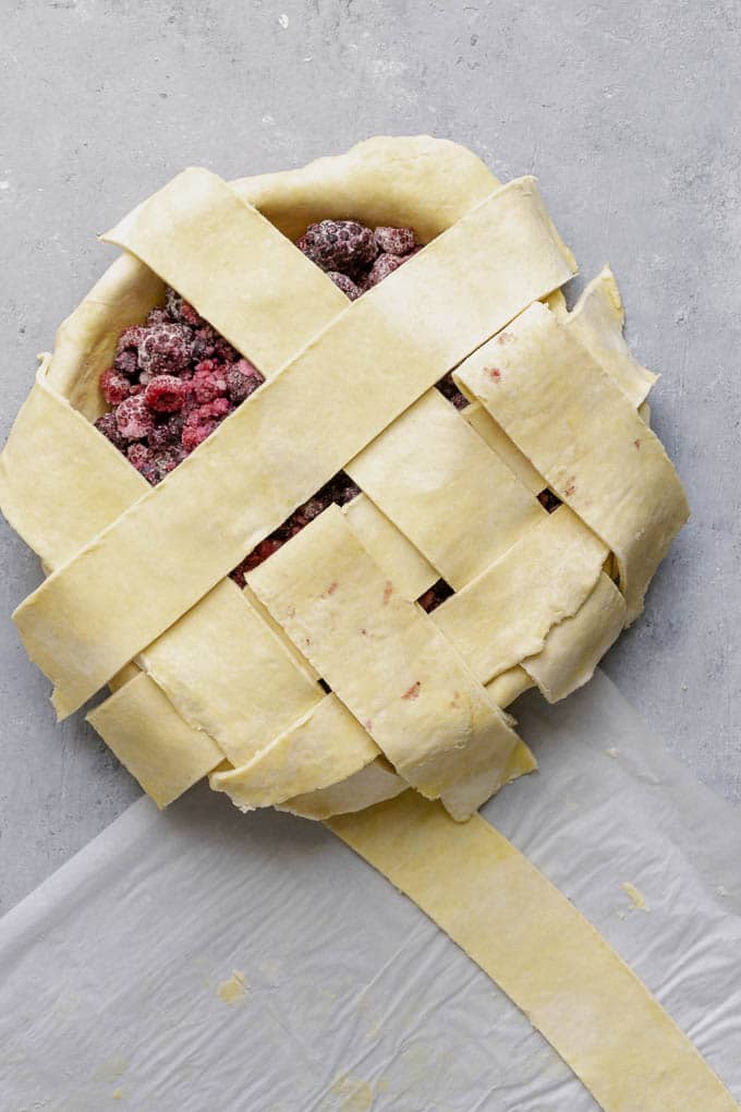 Making a lattice over a berry pie