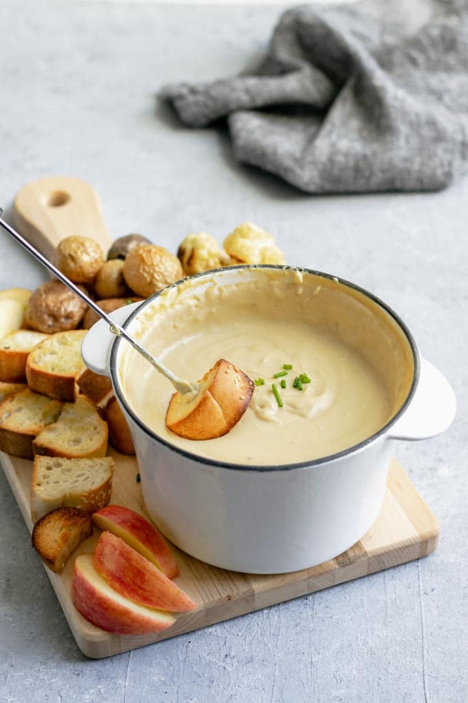 Vegan Cheese Fondue • The Curious Chickpea