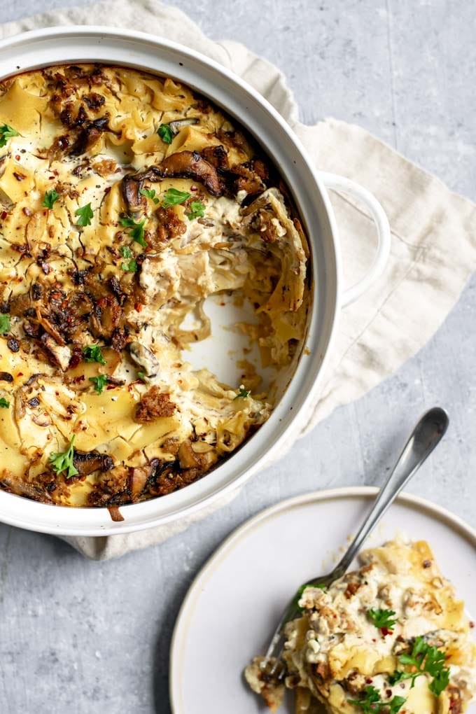 easy vegan mushroom lasagna skillet with a serving scooped out