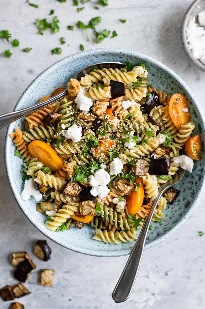 a large bowl of the za'atar pasta salad ready to serve