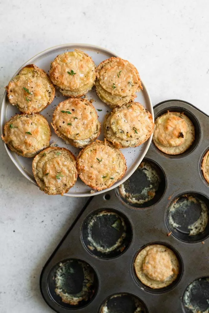 removing potato stacks from muffin tin