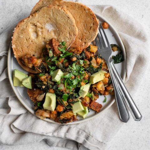 vegan breakfast hash with kale