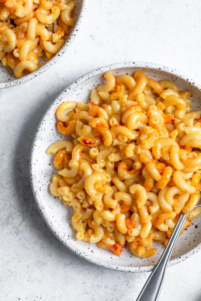 bowl of vegan mac and cheese