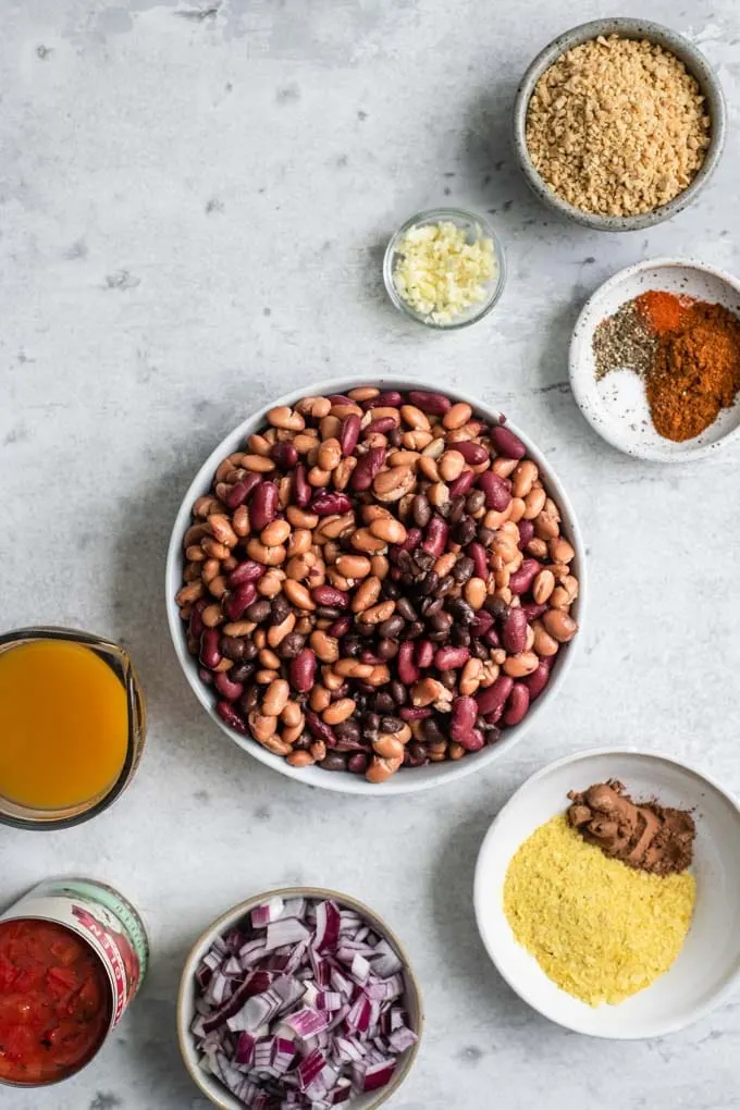 ingredients for vegan chili