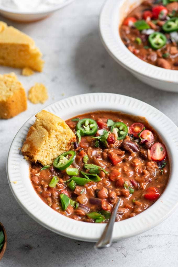 homemade vegan chili with cornbread