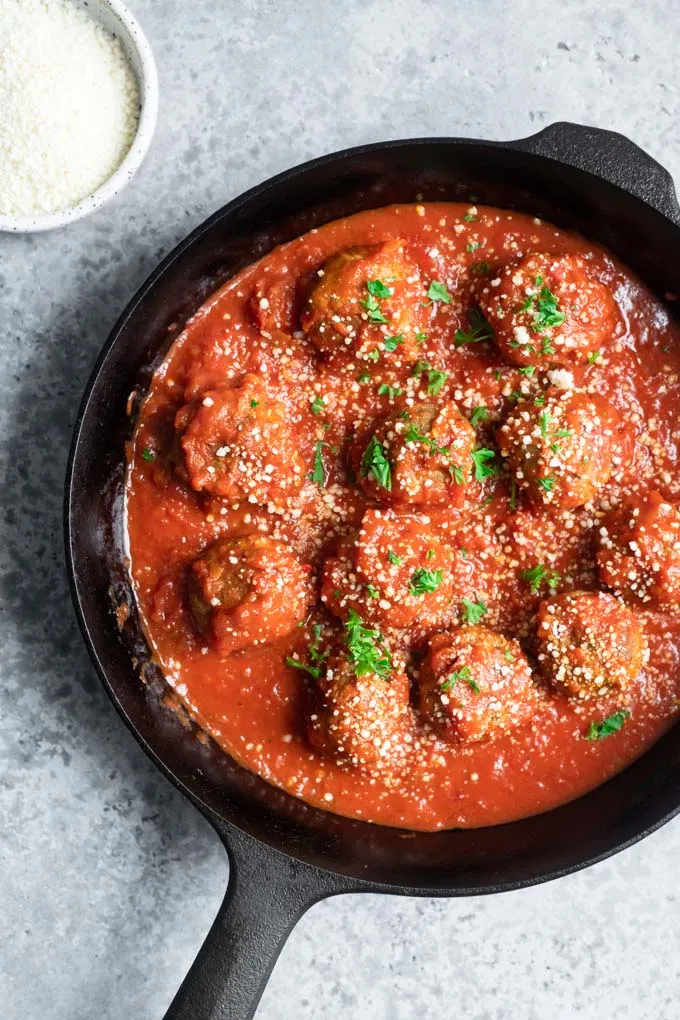 vegan chickpea meatballs in tomato sauce