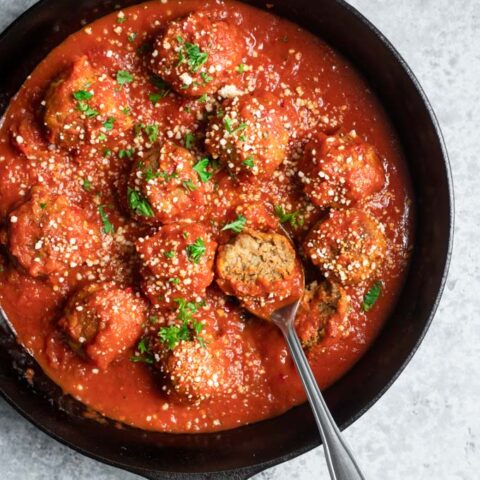 vegan chickpea meatballs in tomato sauce