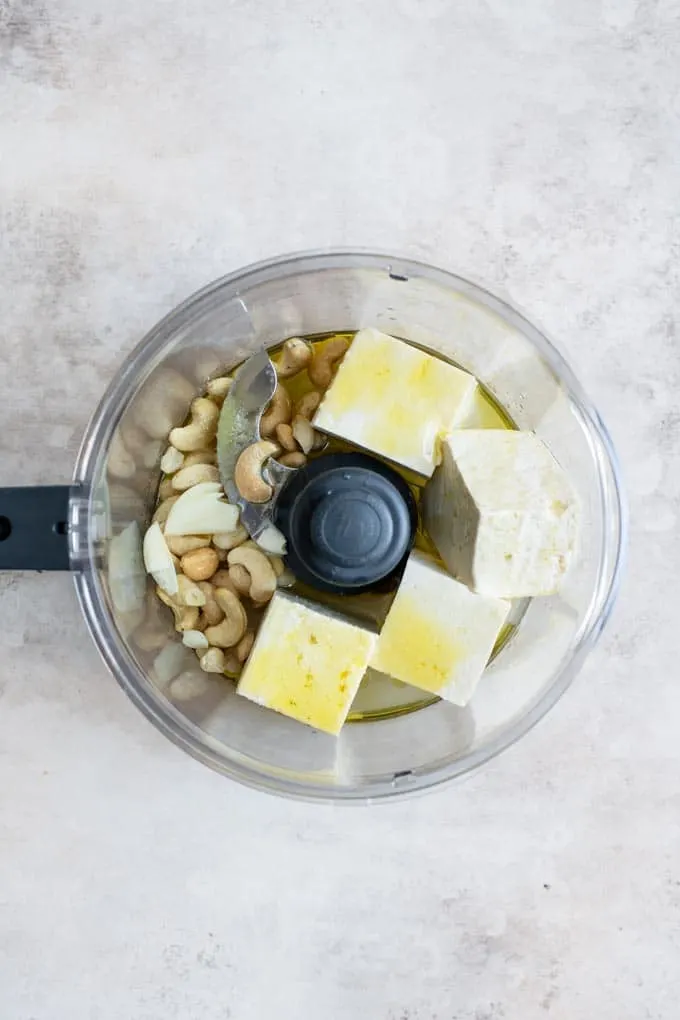 vegan ricotta ingredients in food processor