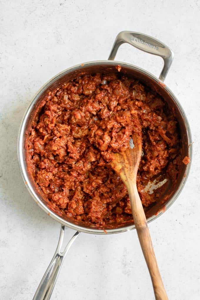 afghan vegan meat tomato sauce