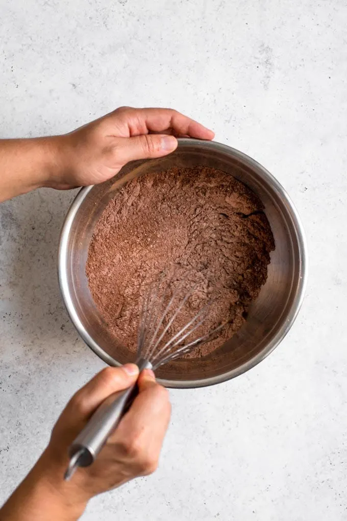 dry ingredients whisked together in mixing bowl