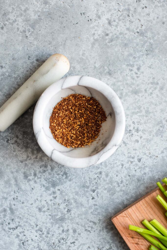 sichuan peppercorn ground by mortar and pestle