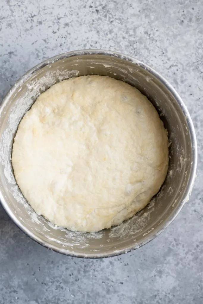 https://www.thecuriouschickpea.com/wp-content/uploads/2020/12/deep-dish-pizza-dough-1-683x1024.jpg.webp